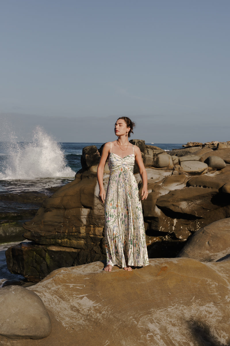 Cambrie Sleeveless Pleated Floral Print Maxi Dress Green