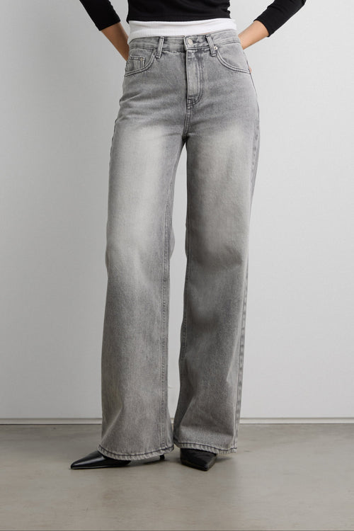 FADED WASH DENIM