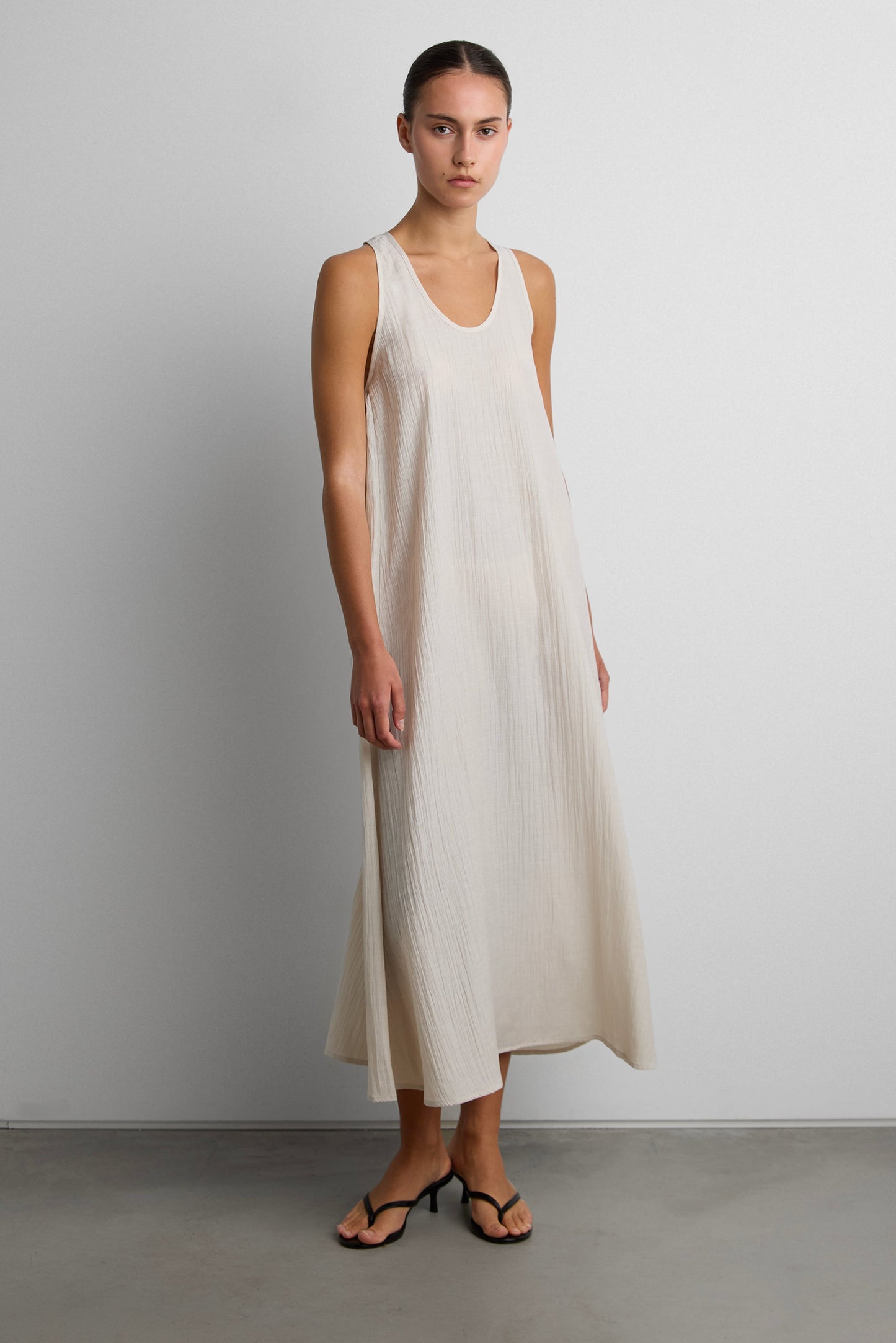 MAXI DRESS WITH CRINKLE EFFECT