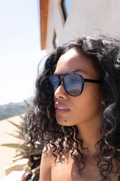 COLOURED LENS AVIATOR SUNGLASSES