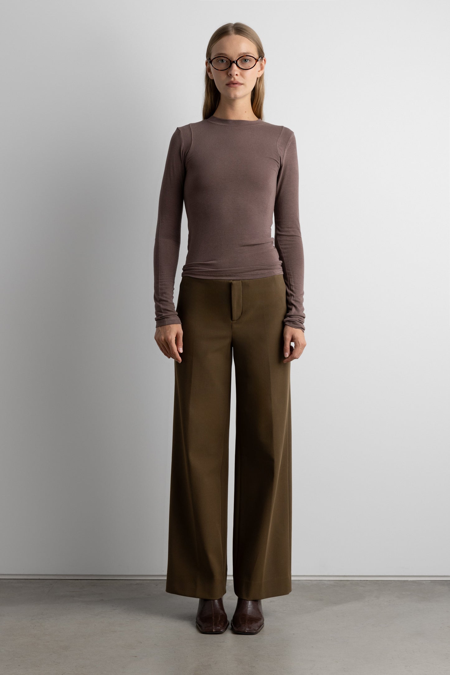STITCHED SHOULDER LONG-SLEEVE T-SHIRT