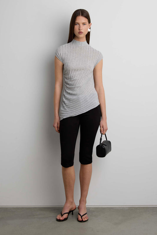 RIBBED TOP WITH SIDE GATHER DETAIL
